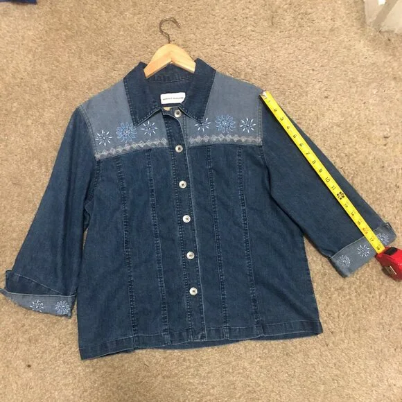 Alfred Dunner Denim Shirt Embroidered details Country Style Size 14 - Picture 12 of 12